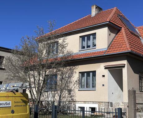 Reference Příprava teplé užitkové vody pro čtyřčlennou rodinu